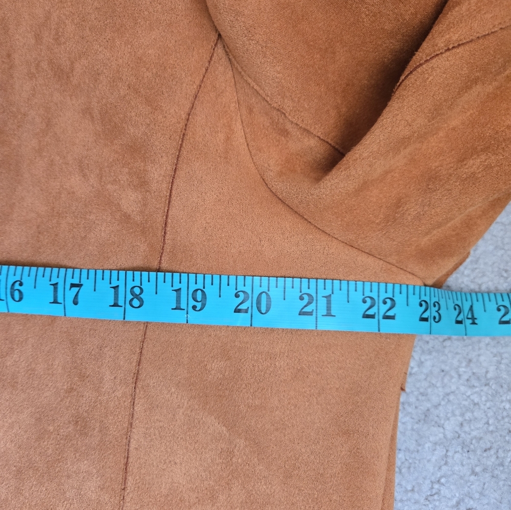 Bagatelle Burnt Orange Soft Faux Suede Ooen Front Jacket. Size M - Picture 13 of 14